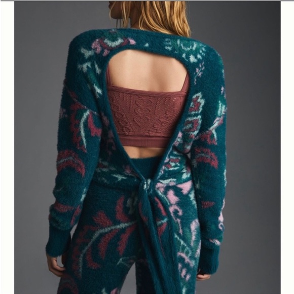 Anthropologie Sweaters - Daily Practice by Anthropologie Open Back Sweater Top